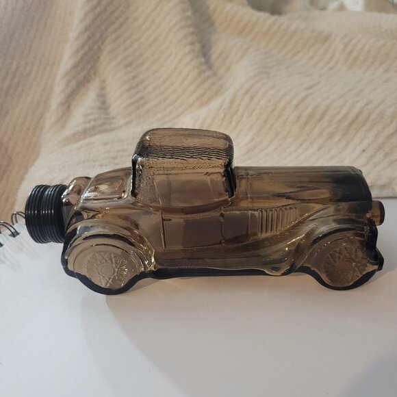 Vintage Avon Car Decanter Collectible.  -- -ITEM #1582 - Picture 1 of 6